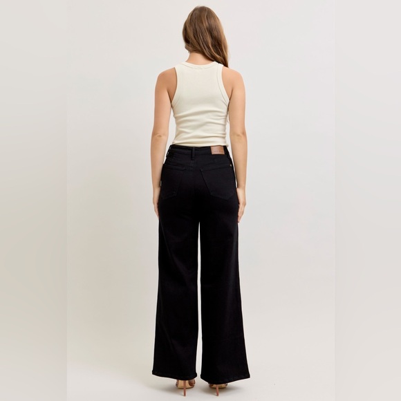 Judy Blue Black High-Waisted Wide Leg Jeans - Picture 5 of 10
